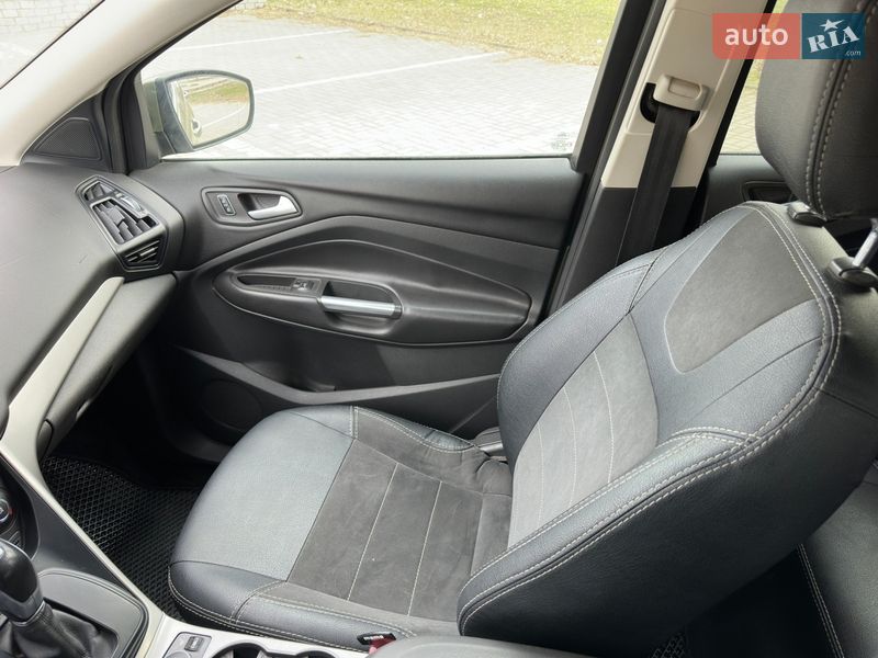 Внедорожник / Кроссовер Ford Kuga 2013 в Херсоне
