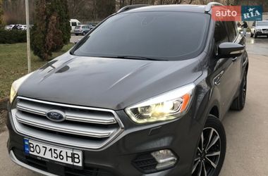Позашляховик / Кросовер Ford Kuga 2016 в Тернополі