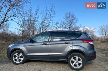 Позашляховик / Кросовер Ford Kuga 2013 в Києві