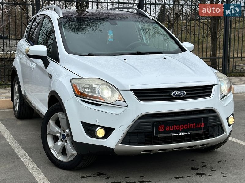 Позашляховик / Кросовер Ford Kuga 2011 в Білогородці