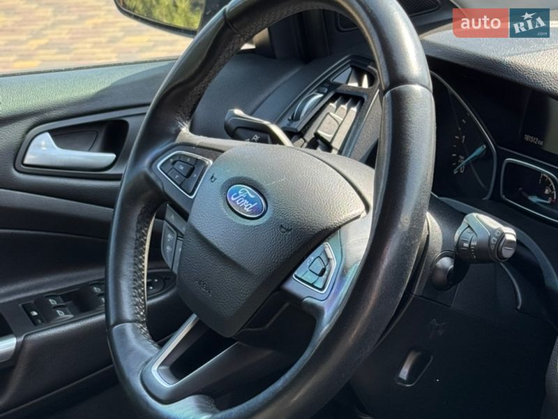 Позашляховик / Кросовер Ford Kuga 2017 в Дніпрі фото 12 Позашляховик / Кросовер Ford Kuga 2017 в Дніпрі