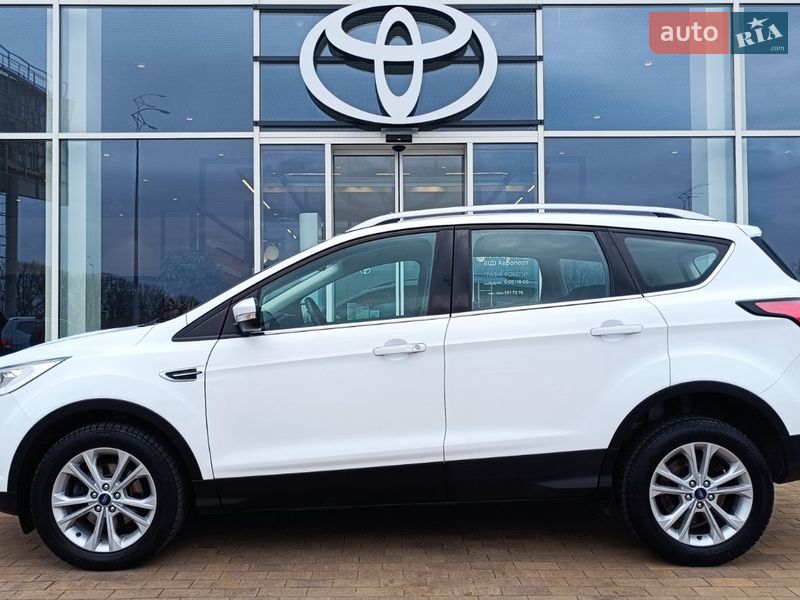 Позашляховик / Кросовер Ford Kuga 2019 в Києві