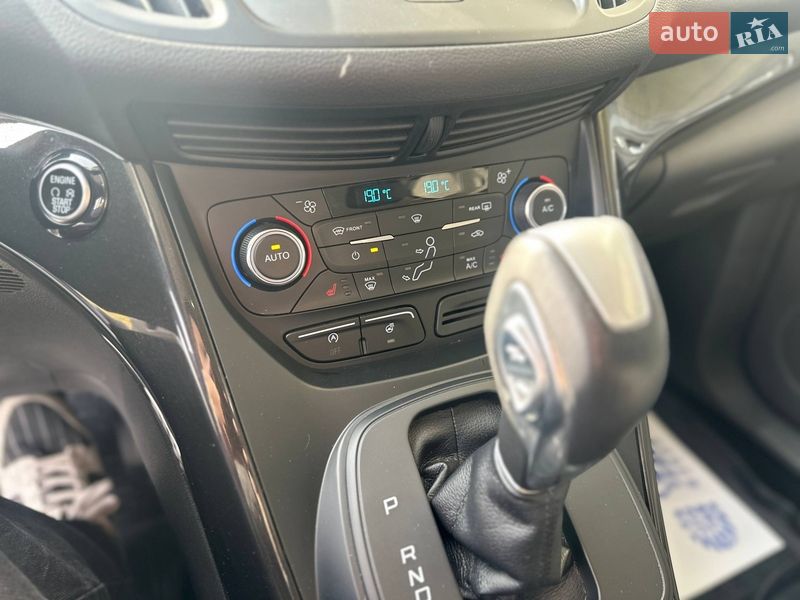 Позашляховик / Кросовер Ford Kuga 2019 в Києві