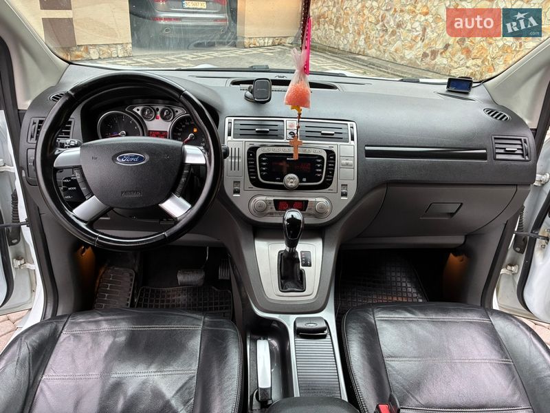 Внедорожник / Кроссовер Ford Kuga 2010 в Тячеве