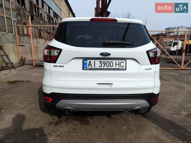 Позашляховик / Кросовер Ford Kuga 2017 в Білій Церкві