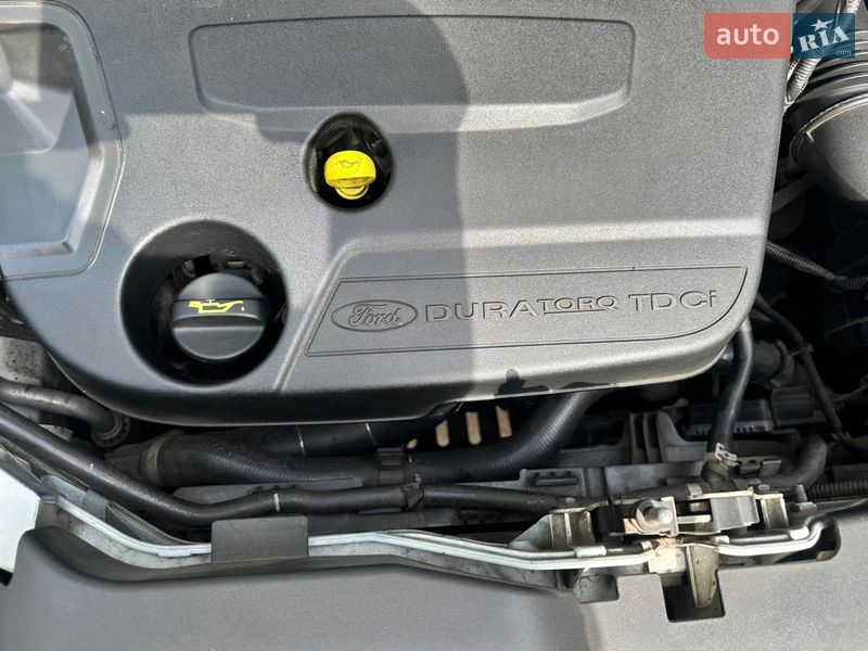 Позашляховик / Кросовер Ford Kuga 2012 в Дніпрі фото 6 Позашляховик / Кросовер Ford Kuga 2012 в Дніпрі