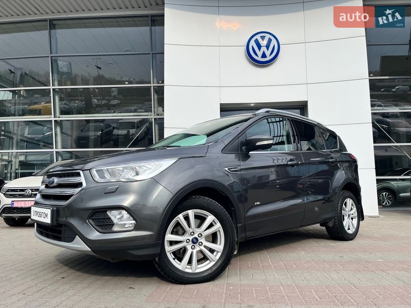 Внедорожник / Кроссовер Ford Kuga 2017 в Львове фото 3 Внедорожник / Кроссовер Ford Kuga 2017 в Львове