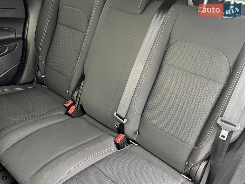 Внедорожник / Кроссовер Ford Kuga 2017 в Львове фото 31 Внедорожник / Кроссовер Ford Kuga 2017 в Львове