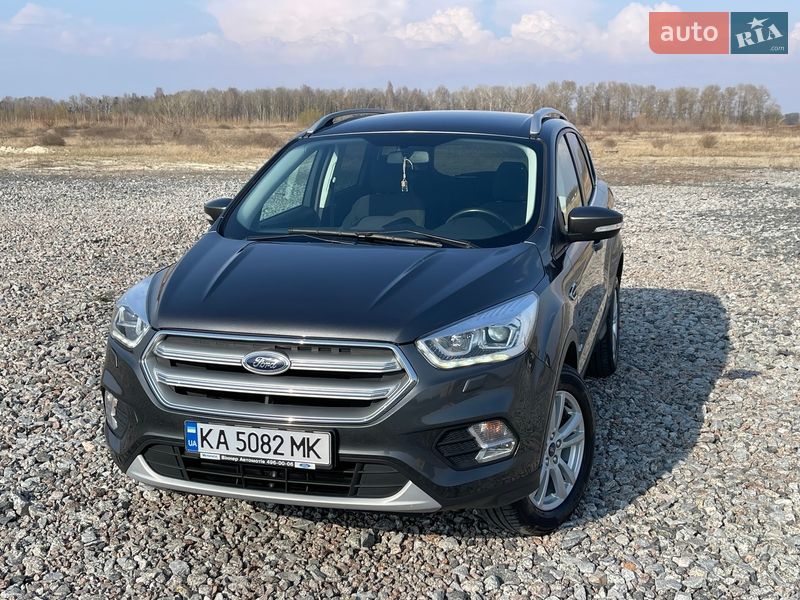 Внедорожник / Кроссовер Ford Kuga 2018 в Киеве