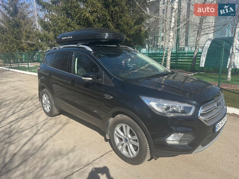 Внедорожник / Кроссовер Ford Kuga 2017 в Одессе