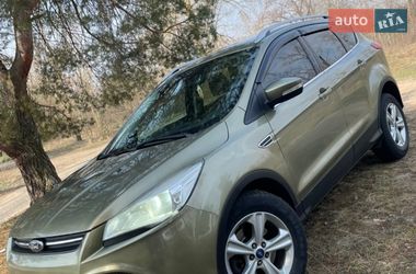 Позашляховик / Кросовер Ford Kuga 2013 в Києві