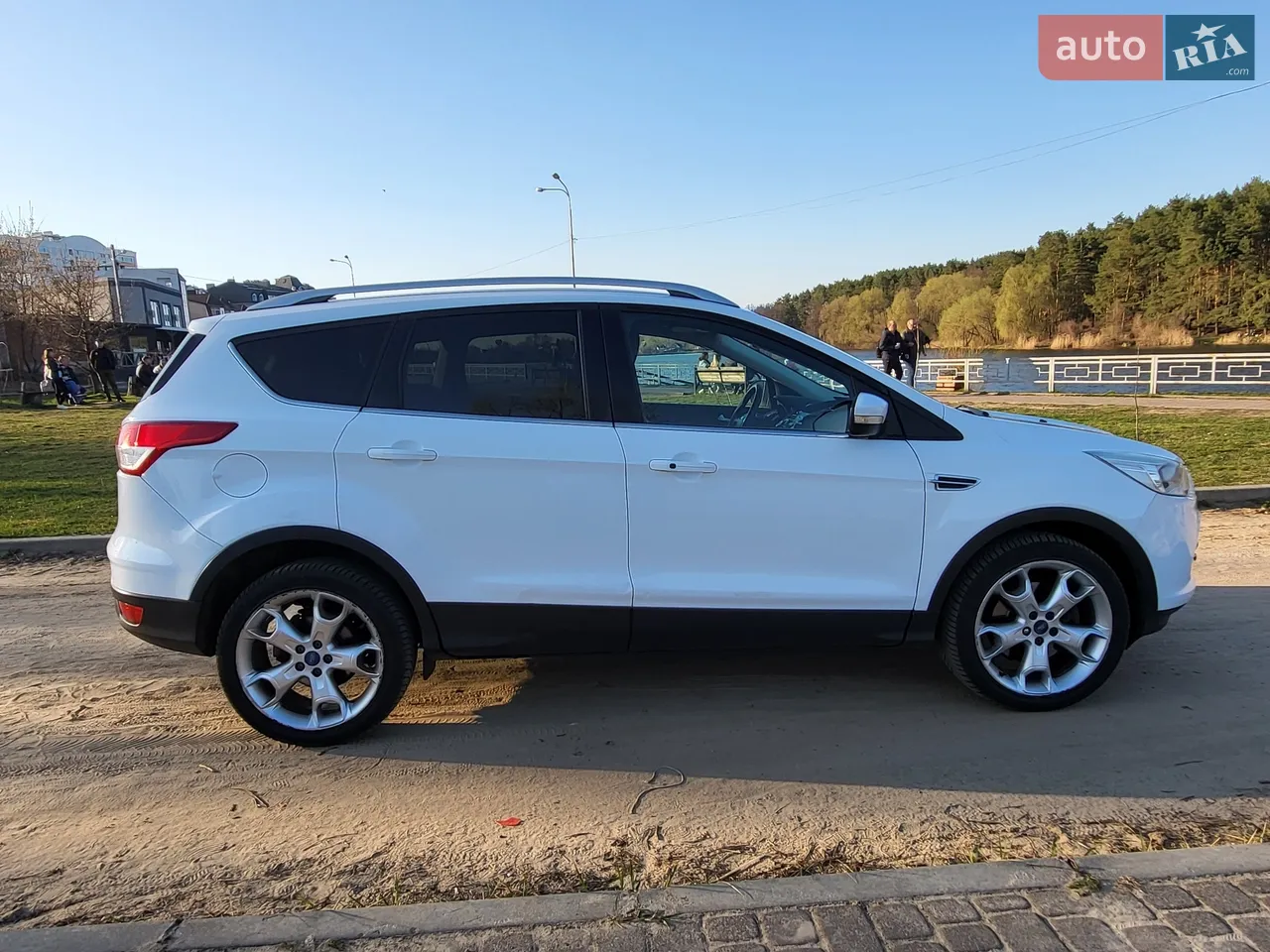 2014 Ford Kuga - мініатюра 16