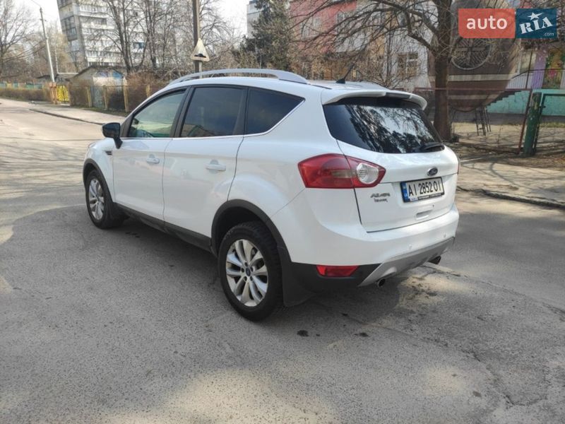 Ford Kuga 2011
