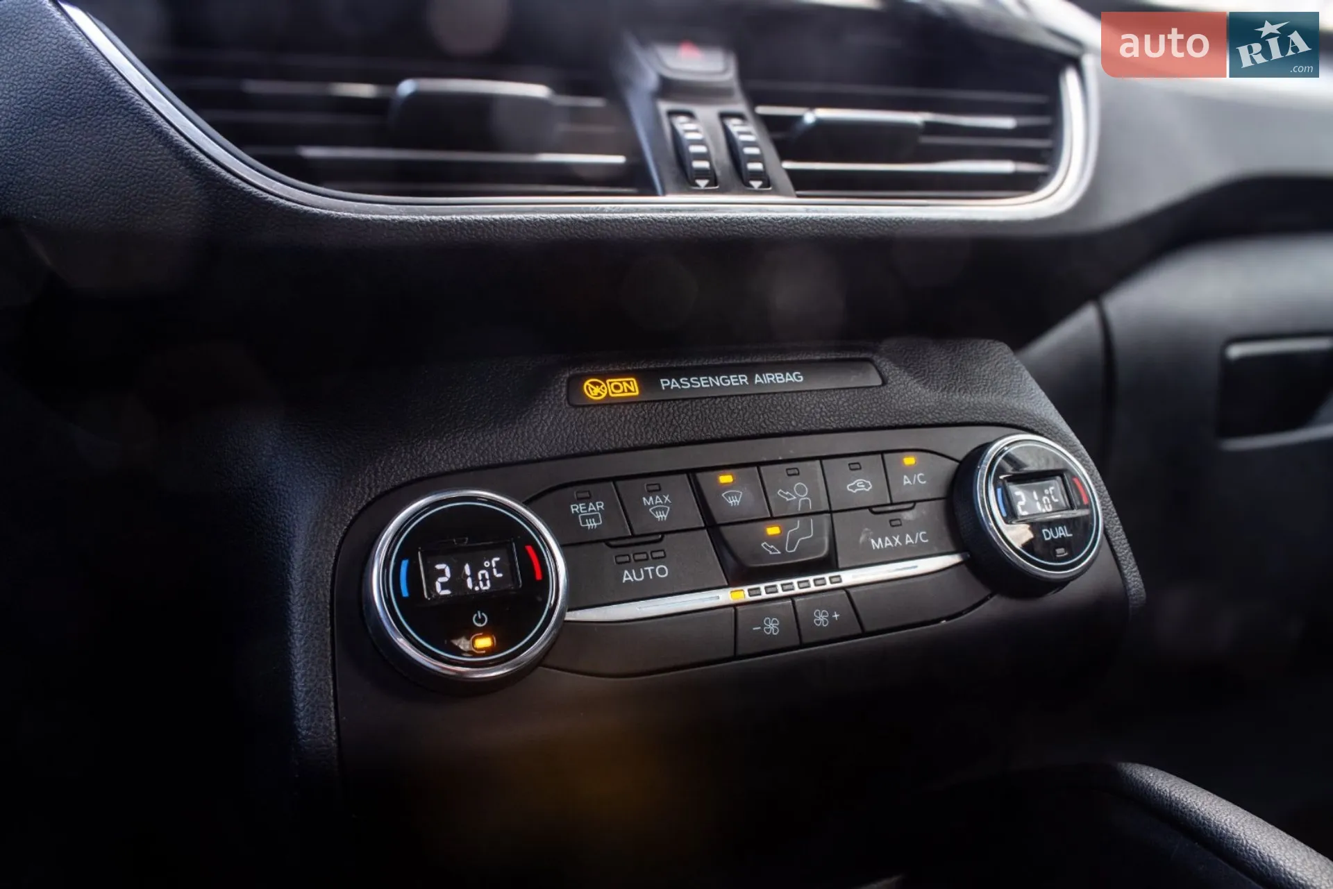 2020 Ford Kuga - мініатюра 38