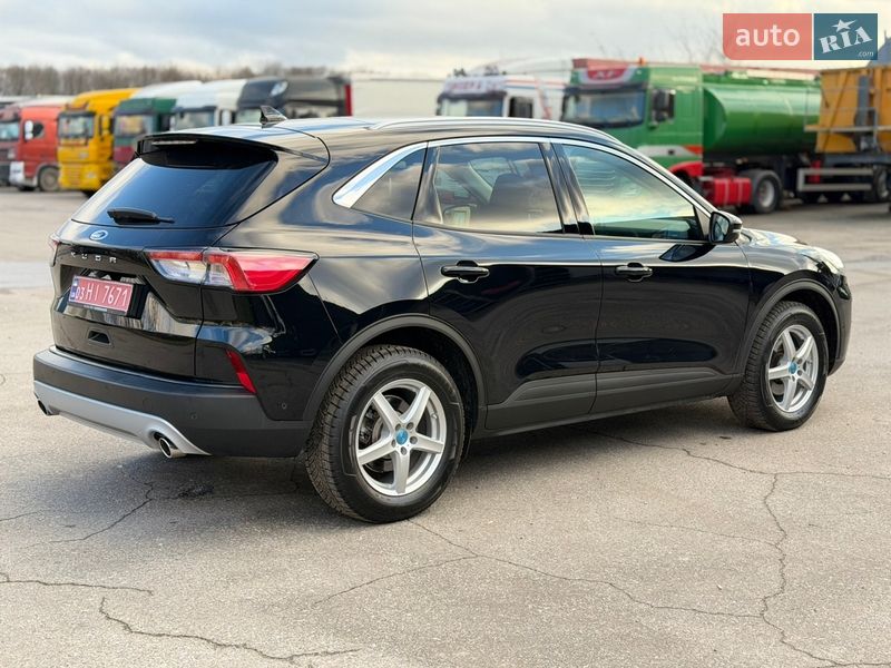 Позашляховик / Кросовер Ford Kuga 2022 в Вінниці