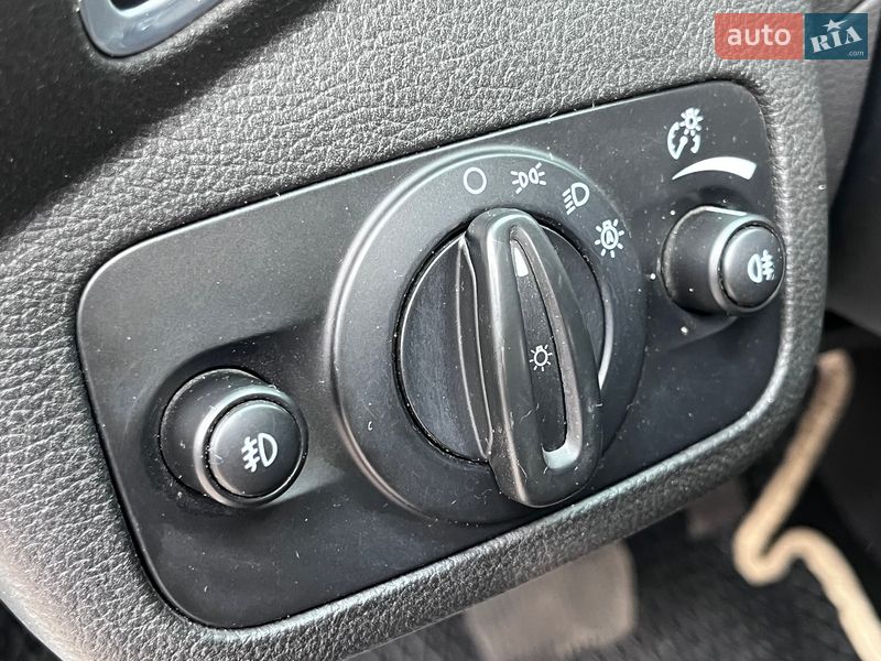 Позашляховик / Кросовер Ford Kuga 2013 в Києві фото 19 Позашляховик / Кросовер Ford Kuga 2013 в Києві
