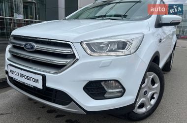 Позашляховик / Кросовер Ford Kuga 2019 в Києві