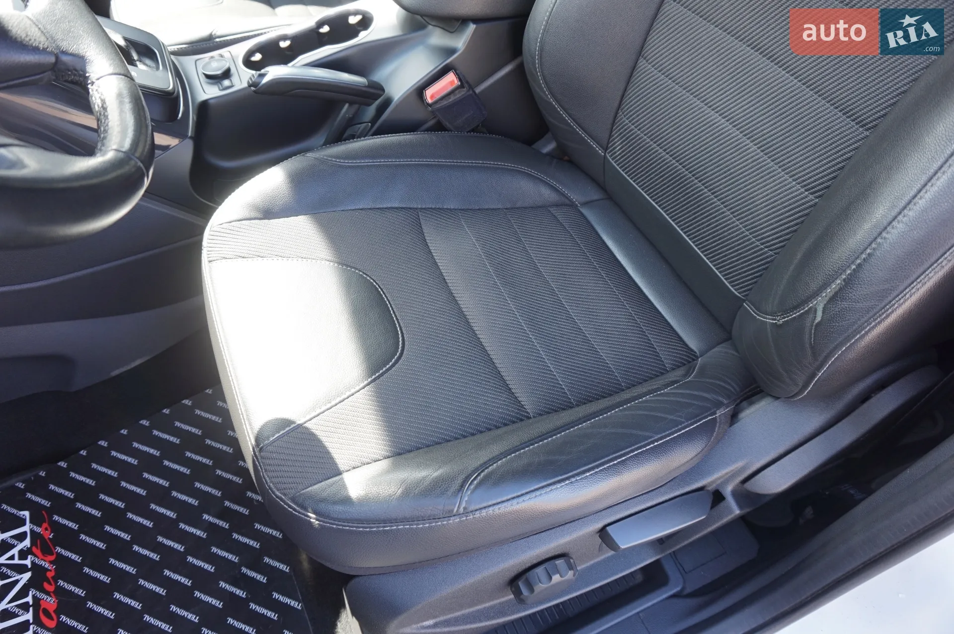 2014 Ford Kuga - мініатюра 17