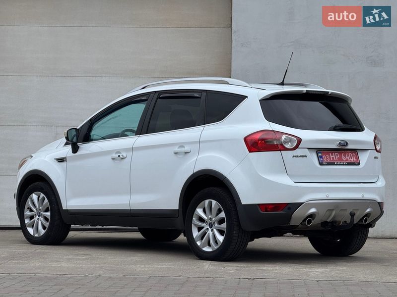 Позашляховик / Кросовер Ford Kuga 2010 в Сарнах