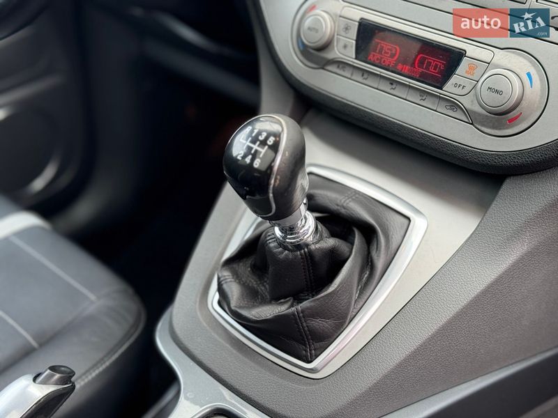 Позашляховик / Кросовер Ford Kuga 2010 в Сарнах