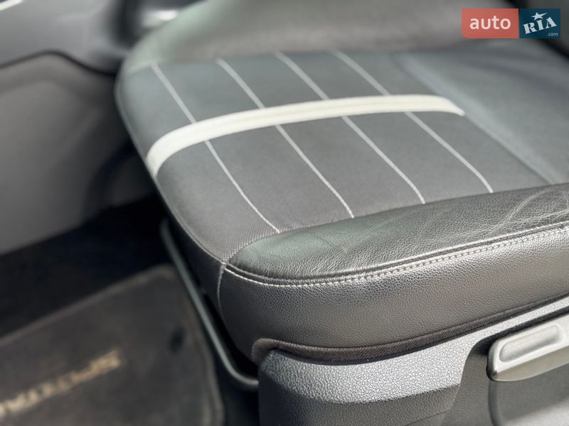 Позашляховик / Кросовер Ford Kuga 2010 в Сарнах