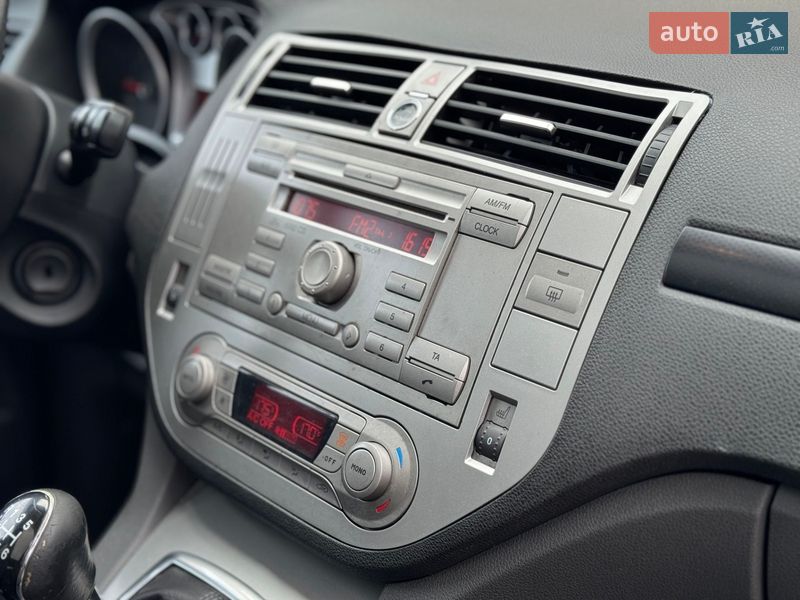 Позашляховик / Кросовер Ford Kuga 2010 в Сарнах