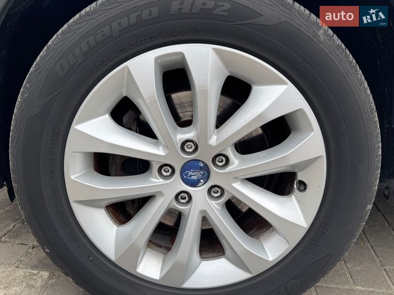 Позашляховик / Кросовер Ford Kuga 2010 в Сарнах