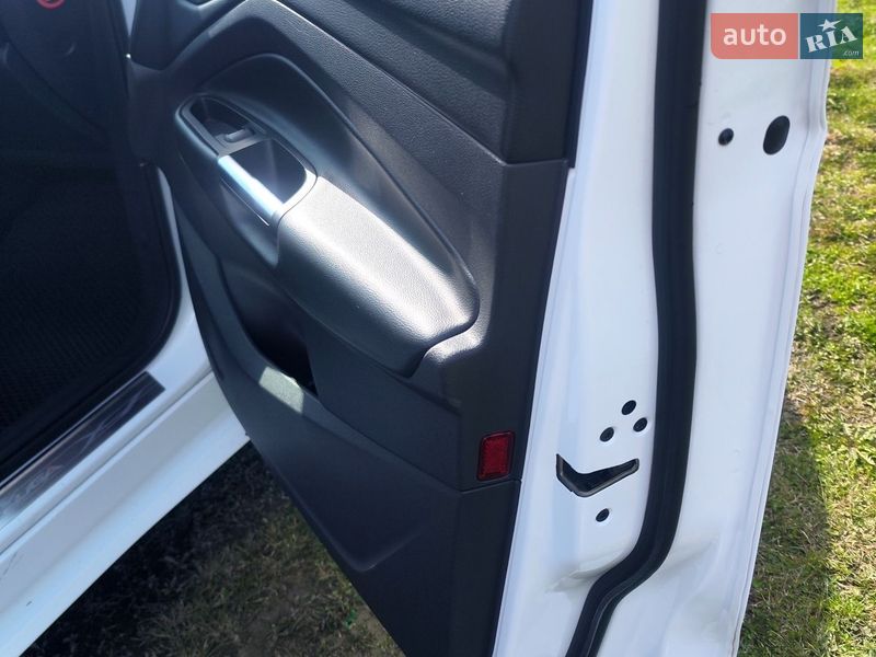 Позашляховик / Кросовер Ford Kuga 2016 в Ковелі