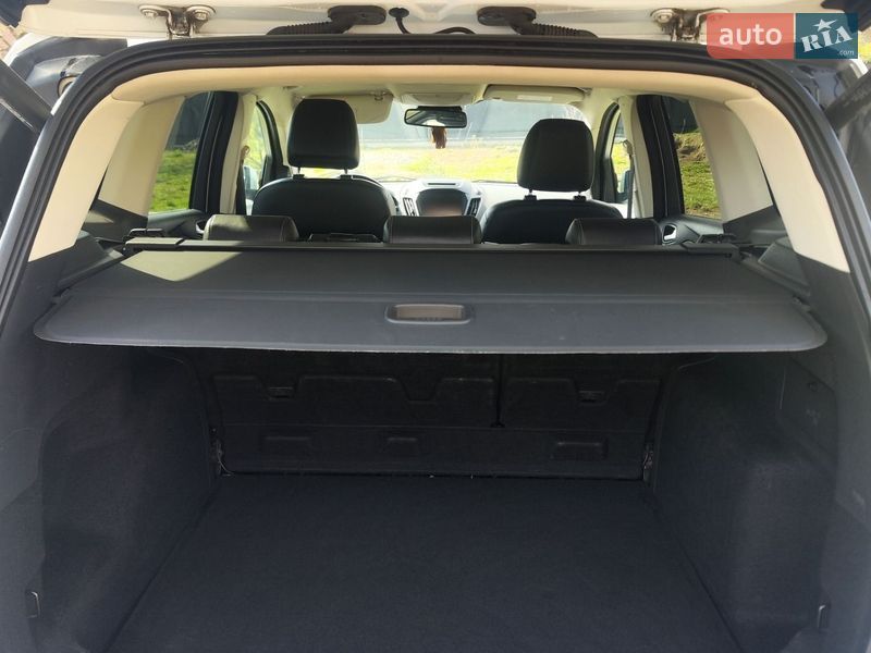 Позашляховик / Кросовер Ford Kuga 2016 в Ковелі