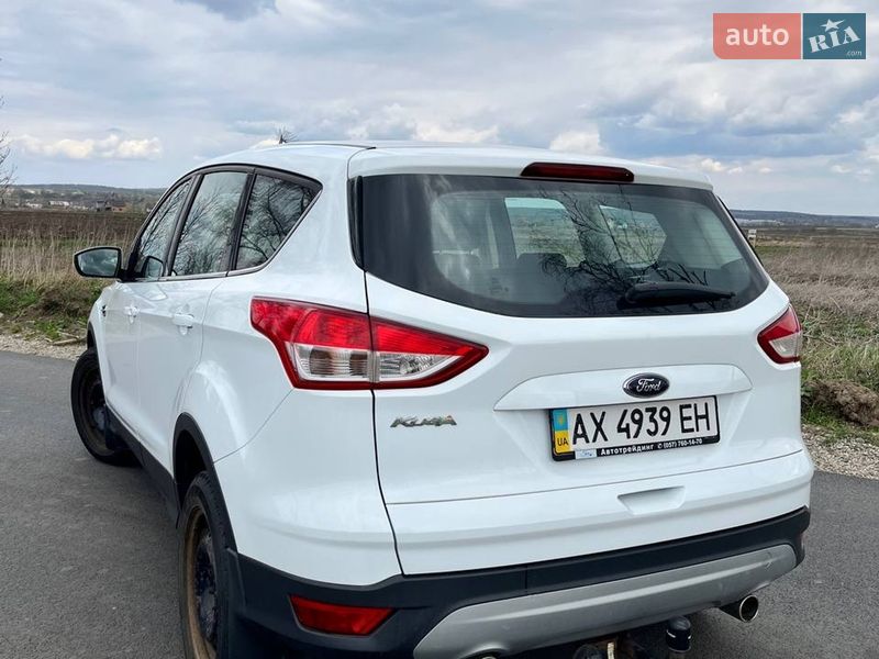 Внедорожник / Кроссовер Ford Kuga 2014 в Ивано-Франковске фото 5 Внедорожник / Кроссовер Ford Kuga 2014 в Ивано-Франковске