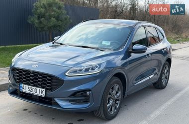 Позашляховик / Кросовер Ford Kuga 2022 в Києві