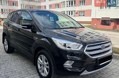 Внедорожник / Кроссовер Ford Kuga 2018 в Виннице
