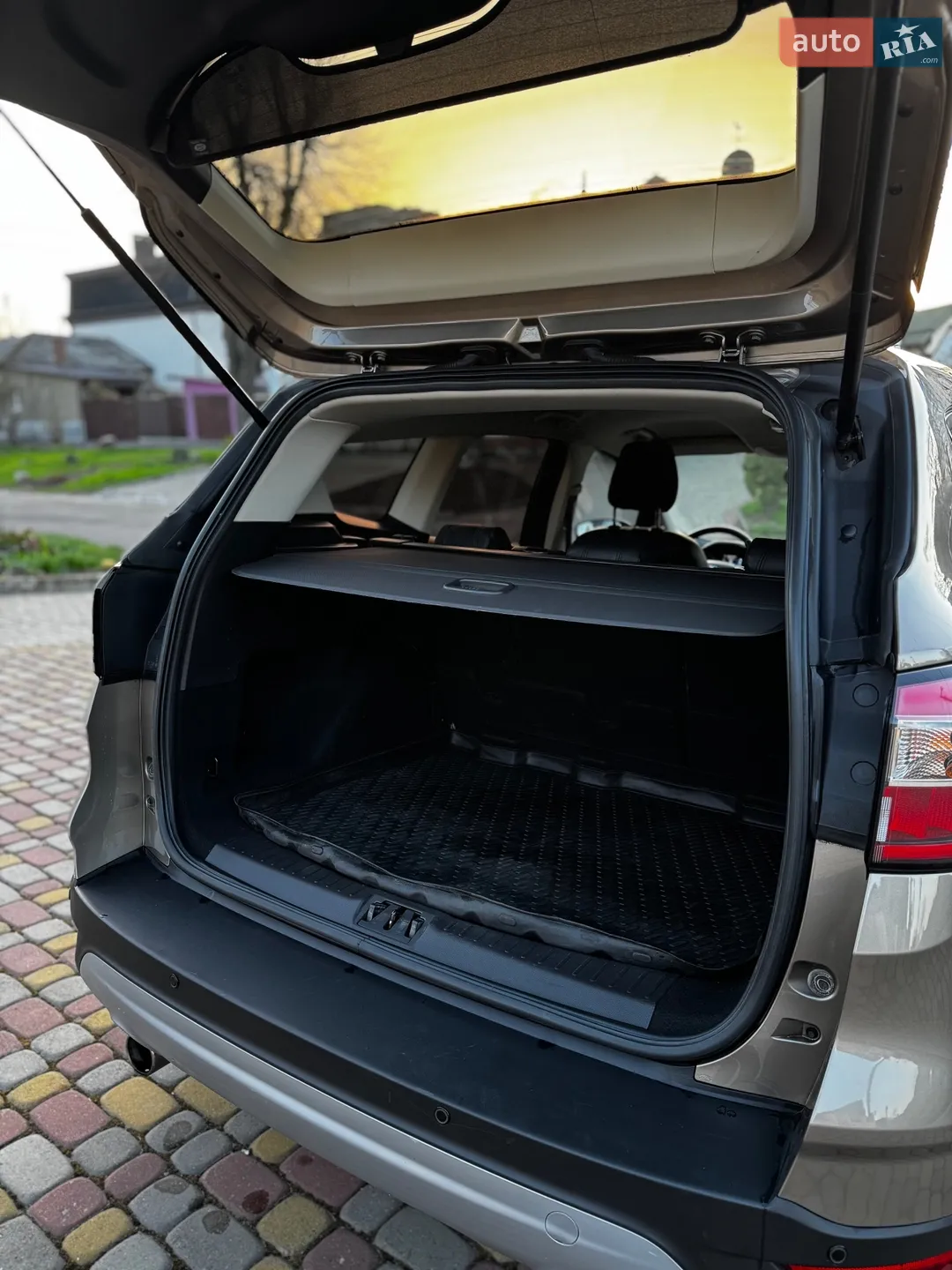 2019 Ford Kuga - мініатюра 18