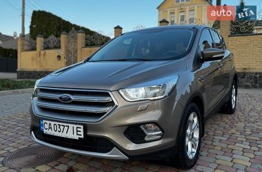 Внедорожник / Кроссовер Ford Kuga 2019 в Черкассах