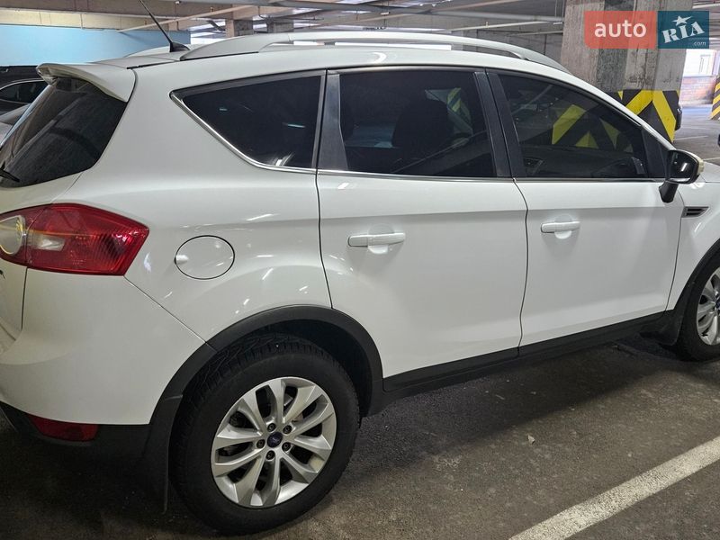 Позашляховик / Кросовер Ford Kuga 2011 в Дніпрі фото 5 Позашляховик / Кросовер Ford Kuga 2011 в Дніпрі