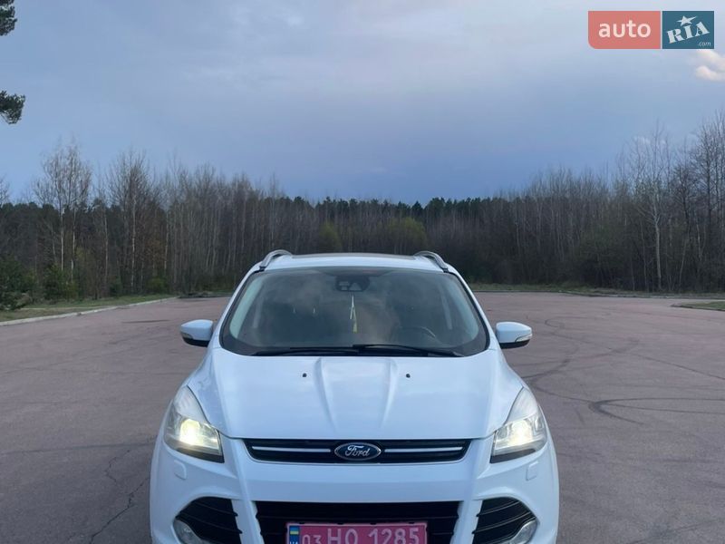 Позашляховик / Кросовер Ford Kuga 2015 в Житомирі