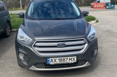 Внедорожник / Кроссовер Ford Kuga 2019 в Харькове