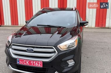 Позашляховик / Кросовер Ford Kuga 2017 в Харкові