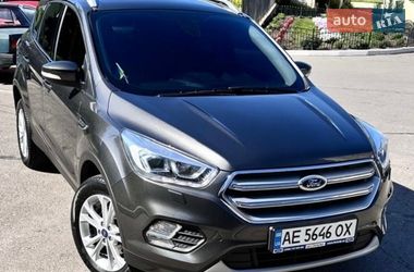 Внедорожник / Кроссовер Ford Kuga 2019 в Днепре