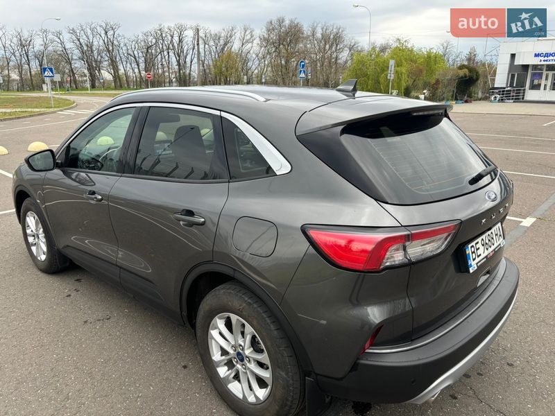 Внедорожник / Кроссовер Ford Kuga 2023 в Николаеве