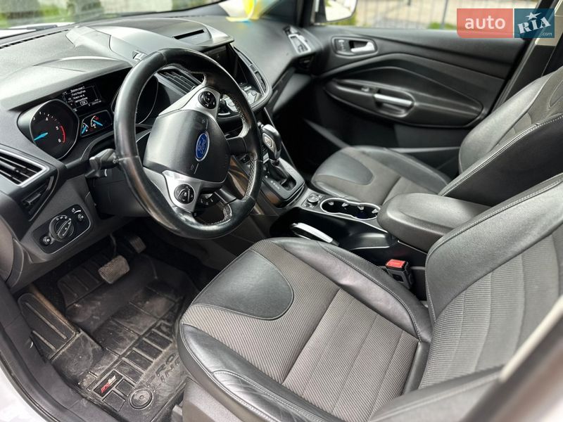 Внедорожник / Кроссовер Ford Kuga 2015 в Львове