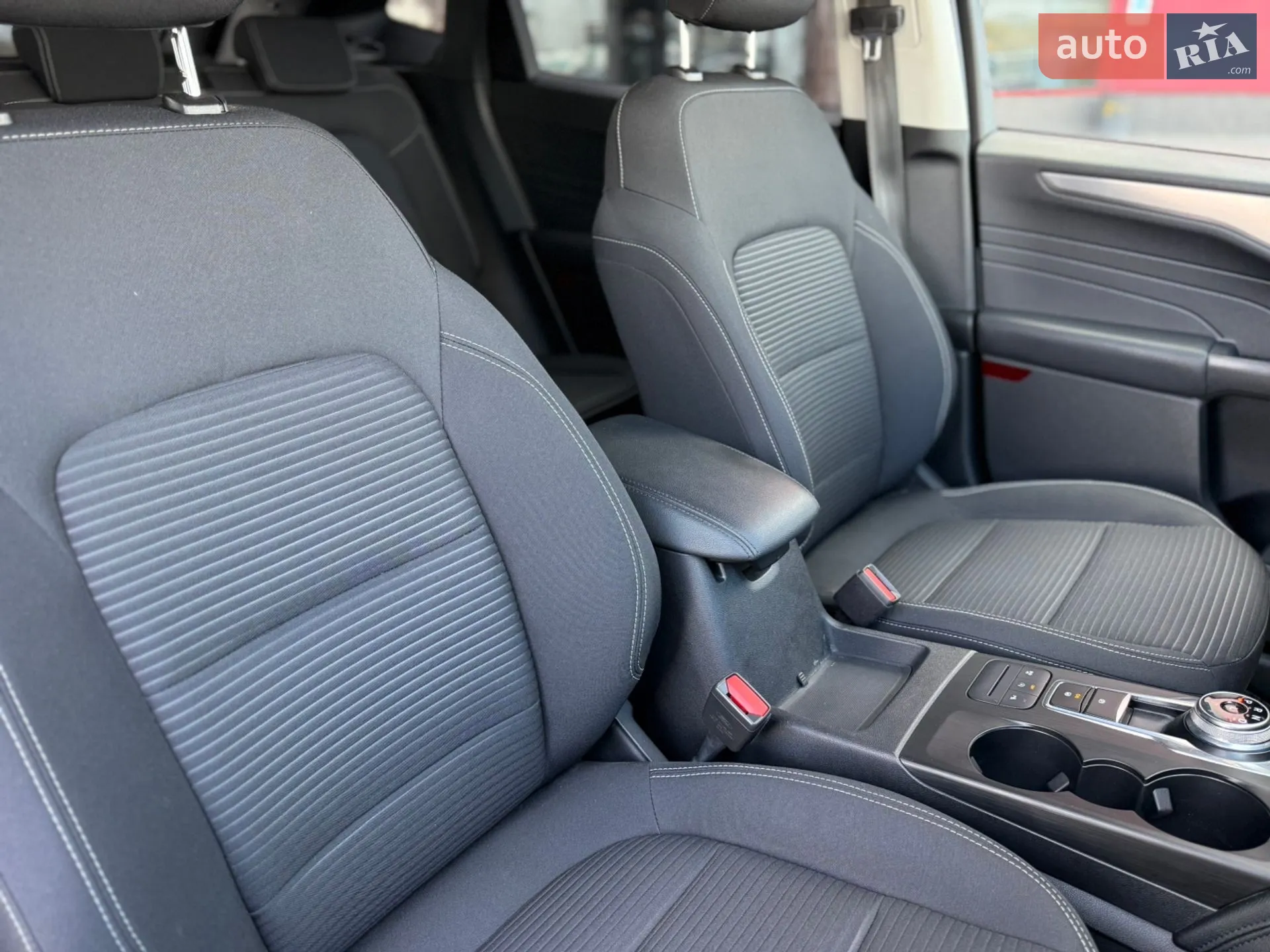 2021 Ford Kuga - мініатюра 15