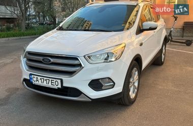 Внедорожник / Кроссовер Ford Kuga 2019 в Черкассах