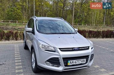 Внедорожник / Кроссовер Ford Kuga 2013 в Киеве