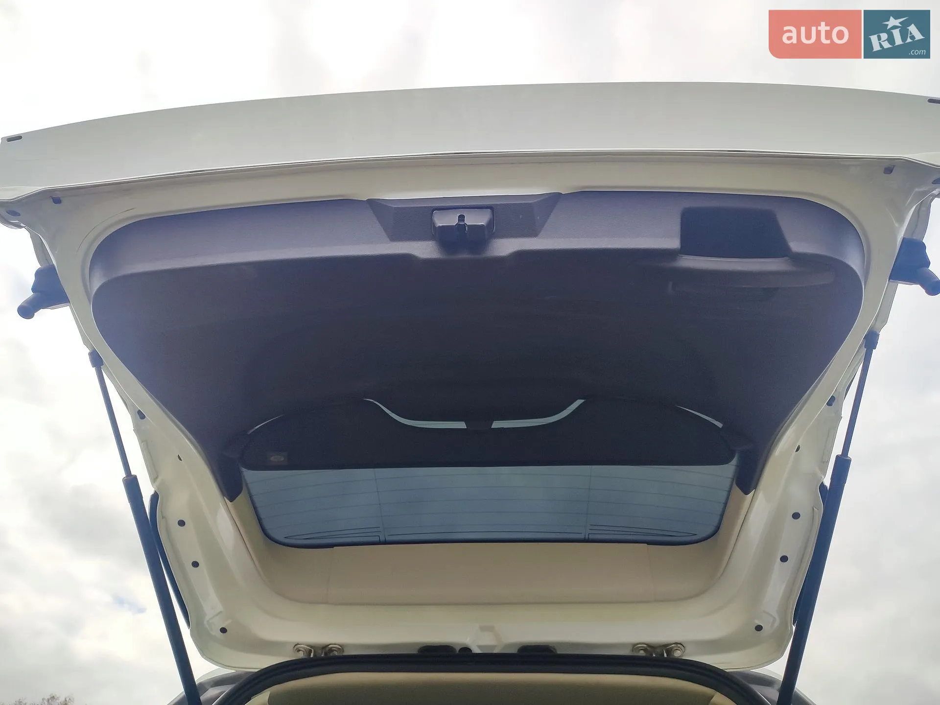 2017 Ford Kuga - мініатюра 32