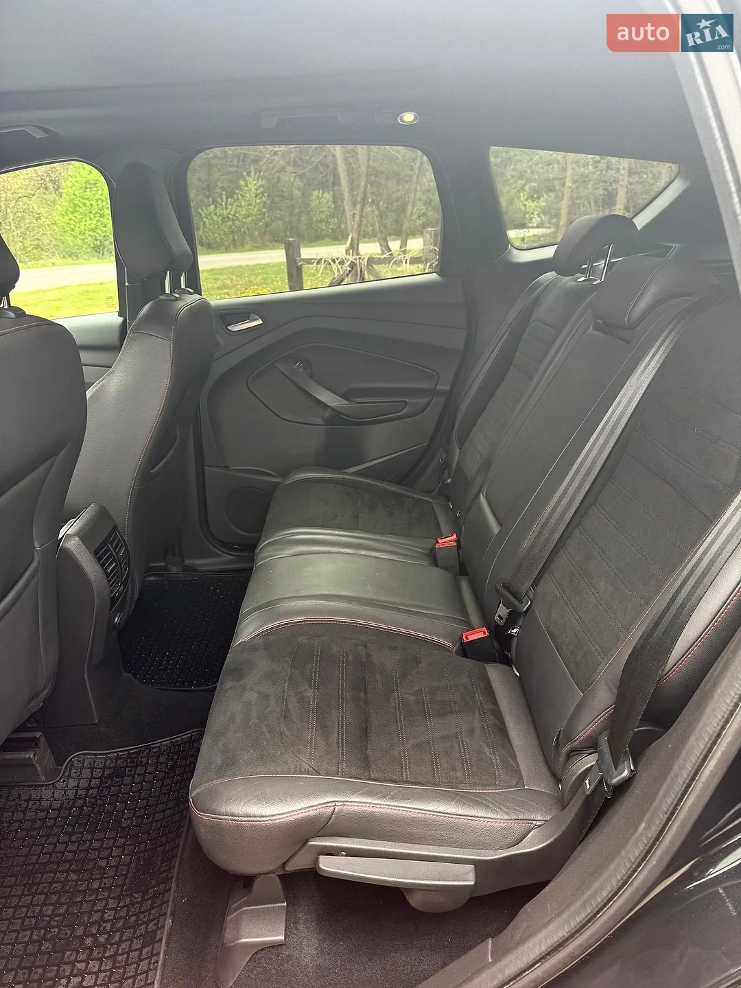 Ford Kuga 2019 VIN WF0AXXWPMAKY69598 фото оголошення 16 з 17