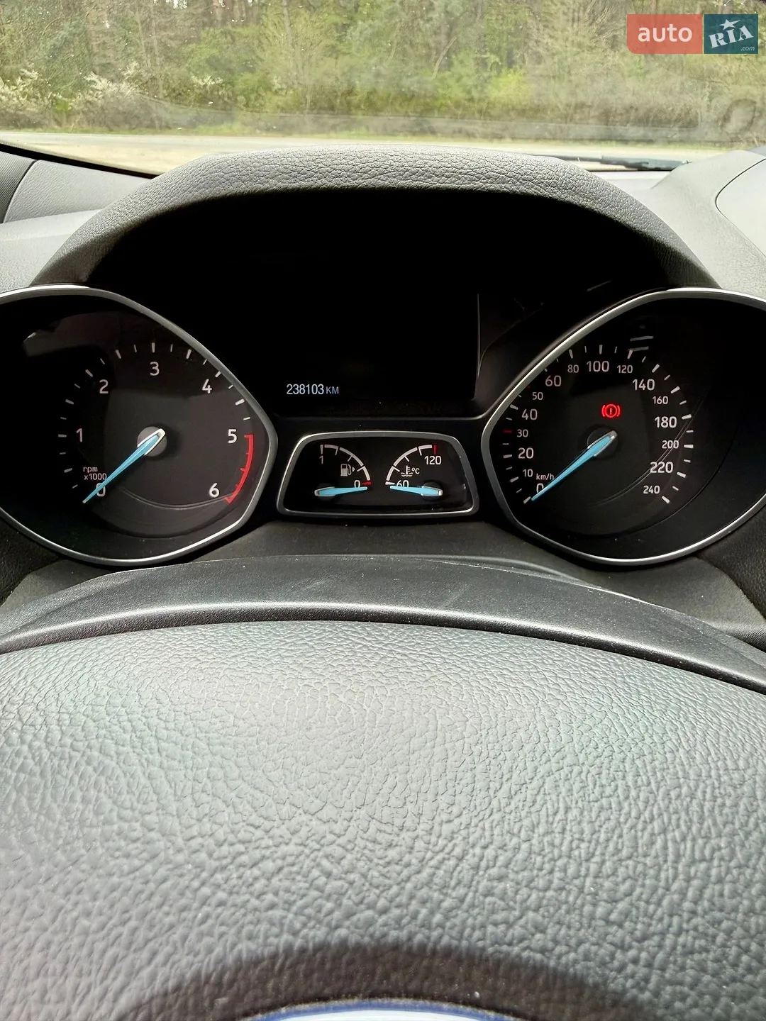 Ford Kuga 2019 VIN WF0AXXWPMAKY69598 фото оголошення 15 з 17
