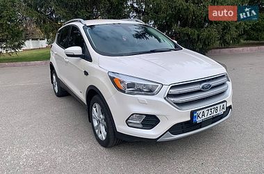 Позашляховик / Кросовер Ford Kuga 2017 в Білій Церкві