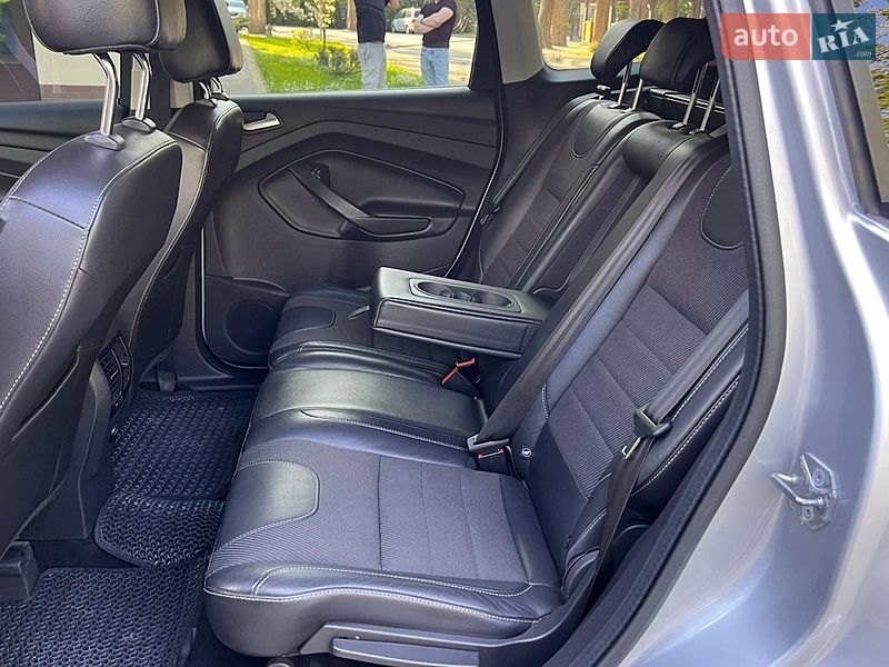 Внедорожник / Кроссовер Ford Kuga 2015 в Трускавце