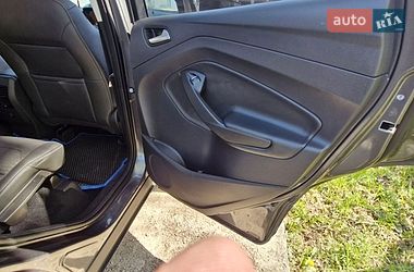 Внедорожник / Кроссовер Ford Kuga 2019 в Миргороде